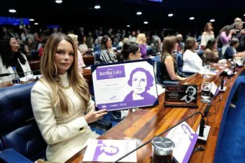 Primeira-dama do Estado  a 2 mulher de MT a receber prmio Bertha Lutz do Senado
