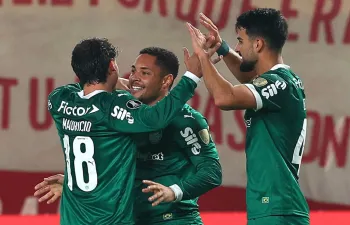 Palmeiras goleia Universitario fora de casa e encaminha vaga nas quartas da Libertadores