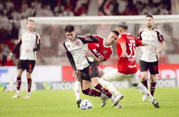 Flamengo vence reservas do Inter fora de casa e dispara na lideran�a