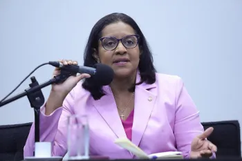 Deputada Gisela realiza evento For�a Lil�s, em Cuiab�, e encerra ciclo de de debates sobre  viol�ncia contra a mulher