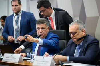 Em depoimento fechado, delegado falou durante cinco horas na CPMI do INSS