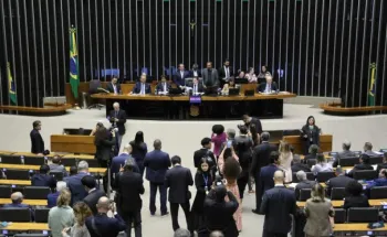 C�mara aprova projeto que pro�be cobran�a para sindicatos na folha de aposentados do INSS