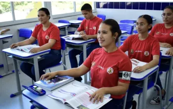 Mais de 15 mil jovens far�o neste domingo (05) processo seletivo para escolas estaduais militares