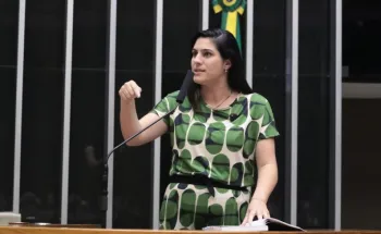 Cmara aprova protocolo para atendimento de criana que sofrer violncia em ambiente virtual