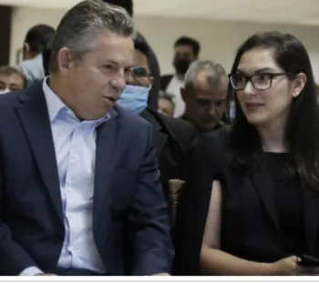 Mauro Mendes lidera com 49% para o Senado e mantm 72% de aprovao em MT