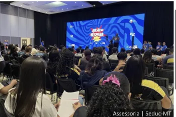 Secretaria de Educa��o promove �ltimo aul�o reunindo estudantes em uma tarde de revis�o intensa