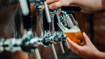 Bar dos EUA oferece cerveja grtis por denncia de imigrantes ilegais