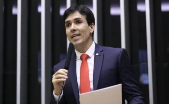 Cmara aprova iseno de IPVA para veculos com mais de 20 anos