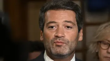 Portugal: Andr� Ventura � condenado a retirar cartazes preconceituosos