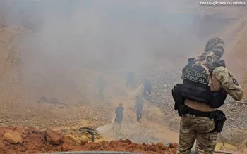 Pol�cia Federal e Funai combatem garimpo ilegal na Terra Ind�gena Kayap�