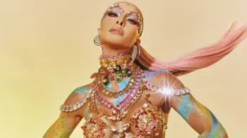 Sabrina Sato brilha em ensaio t�cnico da Vila Isabel na Sapuca�: >Colorir a Sapuca�!>