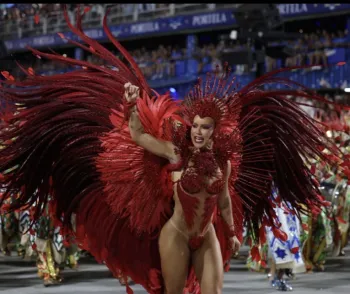 Virg�nia estreia na Grande Rio e homenageia Vini Jr. na Sapuca�