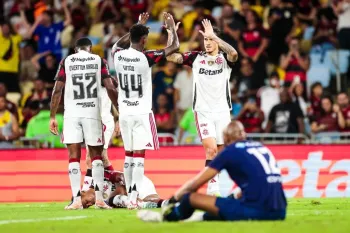 Flamengo goleia Madureira e est� na final do Campeonato Carioca