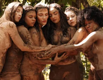 Espet�culo une dan�a, teatro e m�sica para celebrar ancestralidade e protagonismo feminino