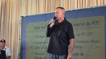 Governo investe em infraestrutura: "mudando a realidade do munic�pio", afirma prefeito