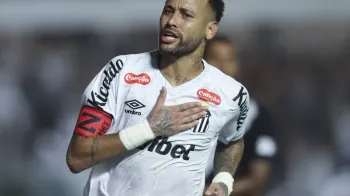 Com quarto t�cnico na 'era Neymar', Santos tenta retomada no Brasileiro contra o Cruzeiro