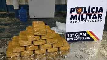 Pol�cia Militar prende homem com 15 tabletes de pasta base de coca�na em Aripuan�