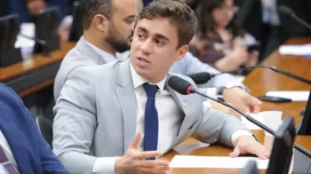 Eduardo ataca Nikolas, e Fl�vio Bolsonaro pede uni�o