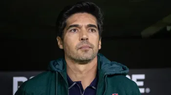 Abel lamenta empate do Palmeiras com Junior e alfineta Conmebol ap�s p�nalti com aux�lio do VAR