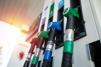 Pre�o dos combust�veis se estabiliza em patamares elevados no m�s de abril, mesmo com a queda do etanol, aponta IBPT