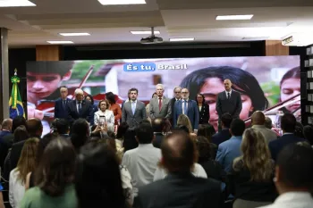 MEC empossa reitores de oito institui��es federais de ensino