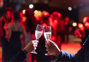 Dress code, sele��o e experi�ncias VIP: como funciona a festa mais exclusiva do mundo sugar