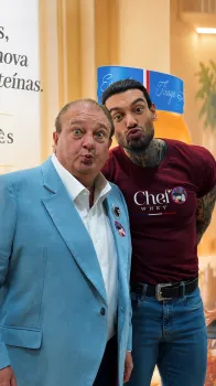 Lucas Lucco e �rick Jacquin movimentam estande da Chef Whey na Naturaltech 2026