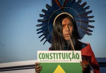 C�mara faz ofensiva contra direitos ind�genas em meio a julgamento decisivo sobre demarca��es no STF