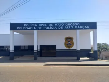 Pol�cia Civil prende homem investigado pelo crime por estupro de vulner�vel em Alto Gar�as