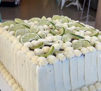 Viraliza��o dos bolos quadrados inspira novo projeto de confeiteira do ABC