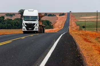 Imagem ilustrativa de transporte de cargas