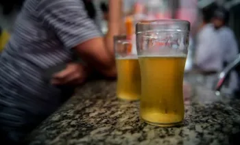 Imposto sobre bebidas alco�licas deve encarecer a cerveja a partir de 2027