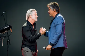 Victor & Leo anunciam �ltimos shows da turn�