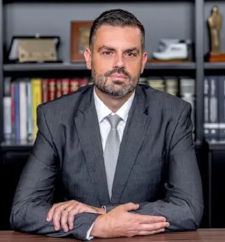 A PEC do fim da escala 6x1 � inconstitucional