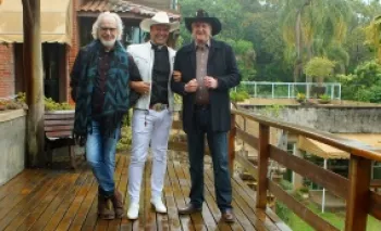 Srgio Reis, Pe. Alessandro Campos e Renato Teixeira se unem para o show "Romaria  Trilhas da F"