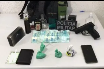 Policiais prendem quadrilha e chefe do tr�fico de drogas em Marcel�ndia
