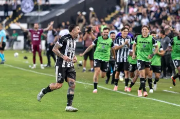 Vina marcou o gol do empate do Cear� contra o Oper�rio-PR. Foto: Felipe Santos / Cear�