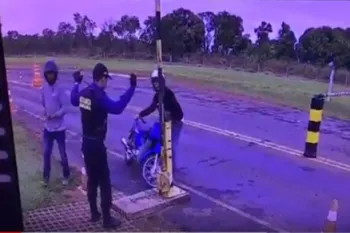 Vigilante � assaltado durante servi�o em Cuiab�.