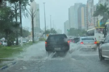 Cuiab� deve ter chuva no fim de semana