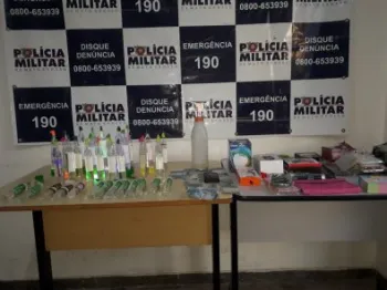 Mulheres s�o presas com drogas que venderiam em festa no Manso