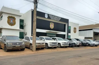 Polcia Civil sequestra 13 veculos de alvos ligados a esquema criminoso liderado por preso em cadeia no interior