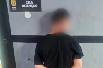 Pol�cia autua por homic�dio qualificado homem preso ap�s morte em Balne�rio Cambori�.