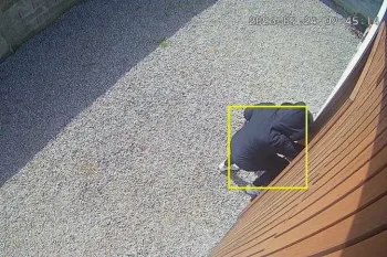 Parte dos objetos foi localizada em um com�rcio de I�ara ap�s a pol�cia rastrear o pagamento feito � investigada.