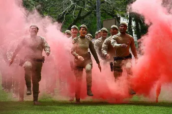 Santa Catarina forma primeira turma de soldados tempor�rios da PM com 948 integrantes.