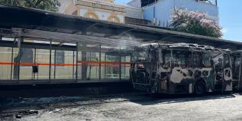 Esta��o Oiapoque permanece interditada ap�s inc�ndio em �nibus do Move e novos danos provocados pela chuva (Val�ria Marques/Hoje em Dia)