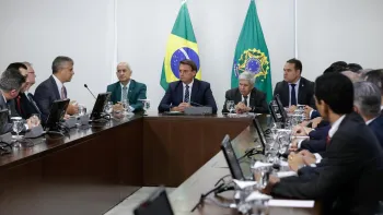 Secretrios cobram Governo Federal para bloqueio de celulares em estabelecimentos penais