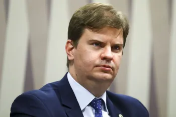 Canuto � exonerado do Desenvolvimento Regional; Rog�rio Marinho assume