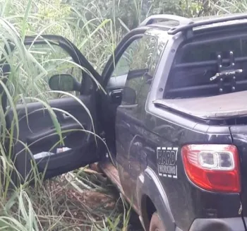 PM recupera carro e moto em Cuiab� e V�rzea Grande