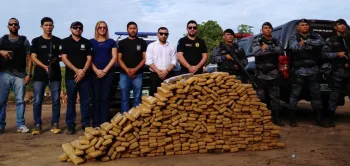 Pol�cia Civil incinera carregamento de droga apreendido no Araguaia