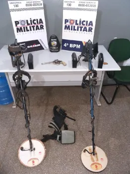 Suspeitos de roubo a garimpo s�o presos com detectores de metal